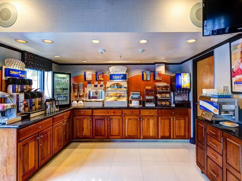 Holiday Inn Express San Diego - Rancho Bernardo, An Ihg Hotel Bagian luar foto