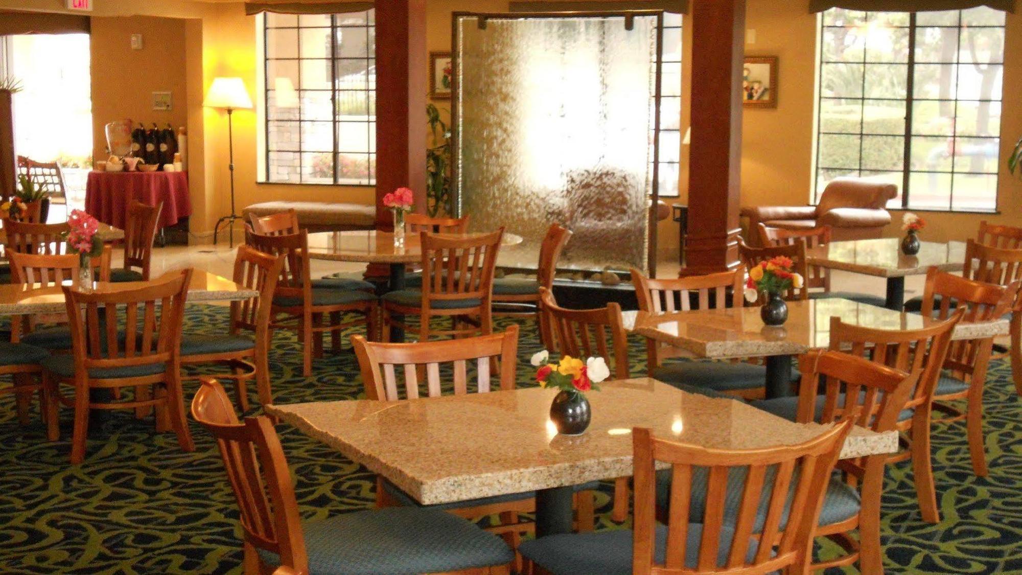 Holiday Inn Express San Diego - Rancho Bernardo, An Ihg Hotel Bagian luar foto